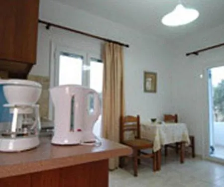 Anemones Studios & Apartment